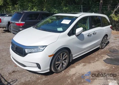 2021 Honda Odyssey Touring из США, поврежденный, VIN 5FNRL6H80MB001992
